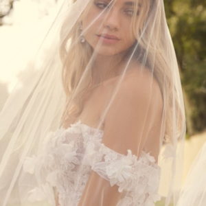 https://whyteweddings.com/wp-content/uploads/2021/05/Lavina-Fingertip-Veil-by-Maggie-Sottero-at-Whyte-Weddings-Worthing-2-300x300.jpg